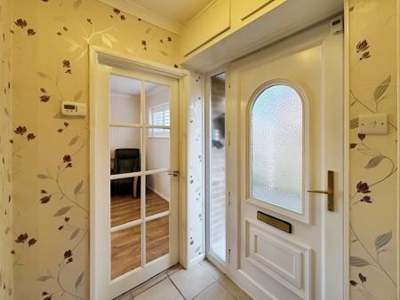 3 bedroom Semi-detached house for sale in Beech Grove, Warminster, BA12