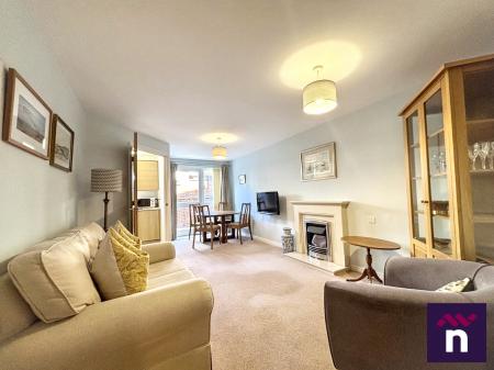 2 bedroom Flat for sale in Imber Court, Warminster, BA12