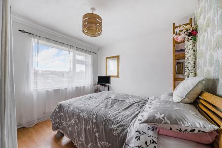 2 bedroom Semi-detached bungalow for sale in Kennet Close, Warminster, BA12