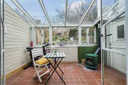 2 bedroom Semi-detached bungalow for sale in Kennet Close, Warminster, BA12