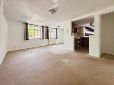 1 bedroom Flat for sale in Market Place, Warminster, BA12