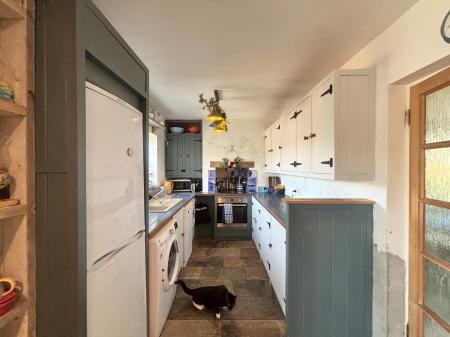 2 bedroom Semi-detached house for sale in Marsh Street, Warminster, BA12