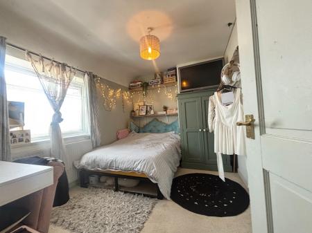 2 bedroom Semi-detached house for sale in Marsh Street, Warminster, BA12