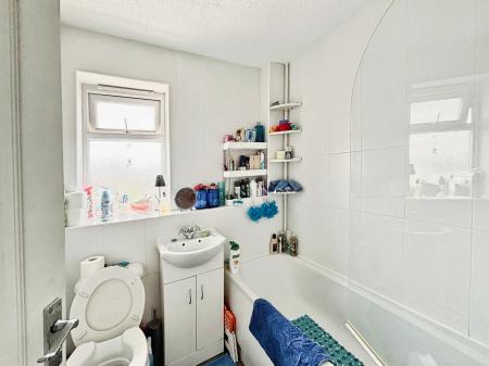 2 bedroom Terraced House for sale in Meadow Lane, Westbury, BA13