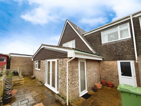 3 bedroom Semi-detached house for sale in Poulsen Close, Warminster, BA12