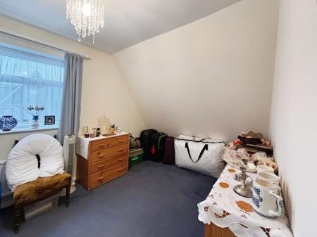 3 bedroom Semi-detached house for sale in Poulsen Close, Warminster, BA12