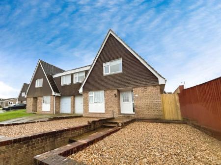 3 bedroom Semi-detached house for sale in Poulsen Close, Warminster, BA12