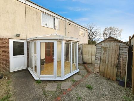 3 bedroom Terraced House for sale in St Georges Close, Warminster, BA12