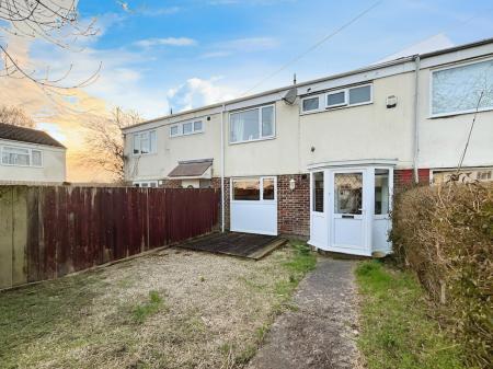 3 bedroom Terraced House for sale in St Georges Close, Warminster, BA12