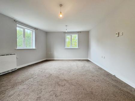 2 bedroom Flat for sale in Tarpan Walk, Westbury, BA13