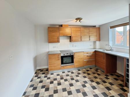 2 bedroom Flat for sale in Tarpan Walk, Westbury, BA13