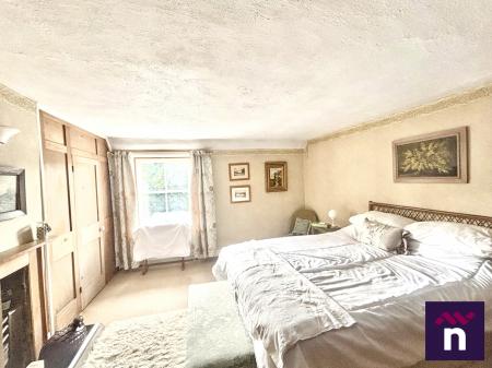 3 bedroom Semi-detached house for sale in Vicarage Street, Warminster, BA12