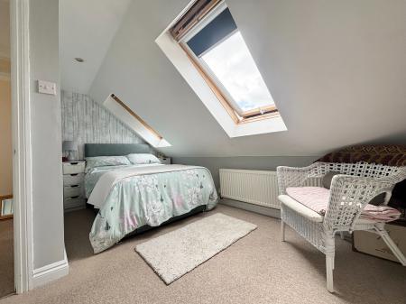 2 bedroom Terraced House for sale in Woodcock Road, Warminster, BA12