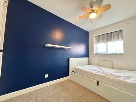 2 bedroom Terraced House for sale in The Teasels, Warminster, BA12