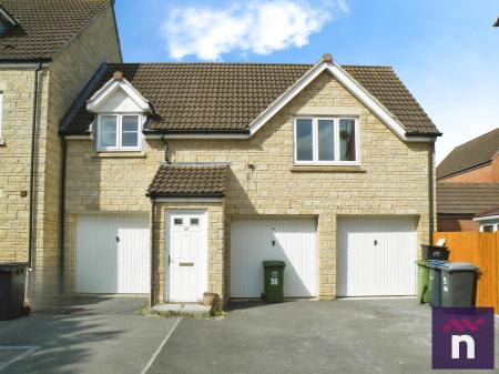 2 bedroom Coach House to let in Cavell Court, Trowbridge, BA14
