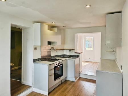 2 bedroom Terraced House to let in Pound Street, Warminster, BA12