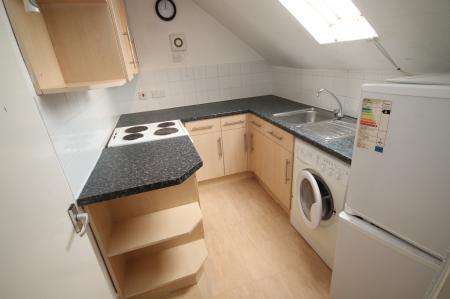 1 bedroom Flat to let in George Street, Warminster, BA12