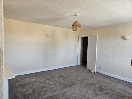 1 bedroom Flat to let in George Street, Warminster, BA12