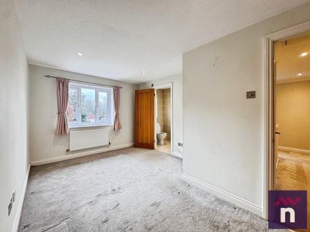 3 bedroom Detached house for sale in Hillbourne Close, Warminster, BA12