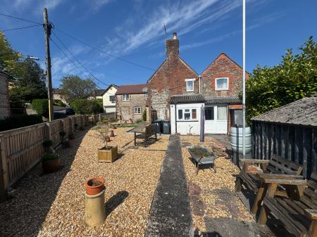 3 bedroom Terraced House for sale in Marsh Street, Warminster, BA12