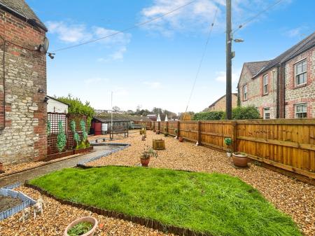 3 bedroom Terraced House for sale in Marsh Street, Warminster, BA12