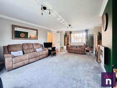 4 bedroom Detached house for sale in Hackney Way, Westbury, BA13