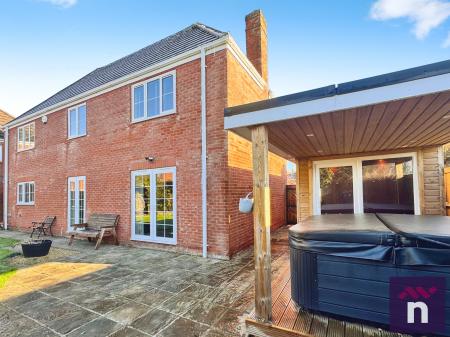 4 bedroom Detached house for sale in Hackney Way, Westbury, BA13