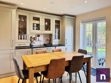 4 bedroom Detached house for sale in Hackney Way, Westbury, BA13