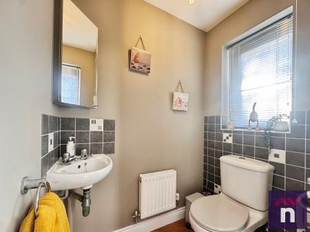 4 bedroom Detached house for sale in Hackney Way, Westbury, BA13