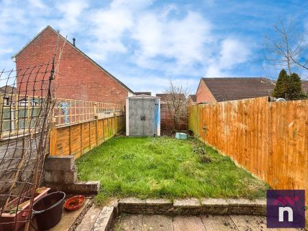 1 bedroom Terraced House for sale in Swallow Drive, Frome, BA11