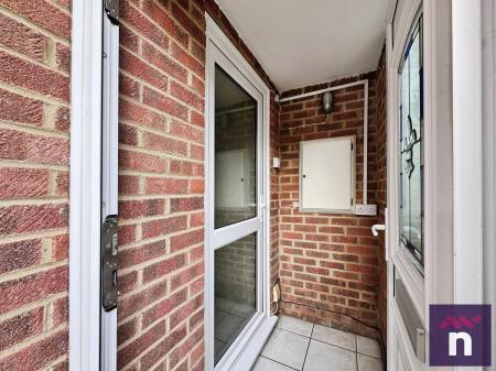 1 bedroom Terraced House for sale in Swallow Drive, Frome, BA11
