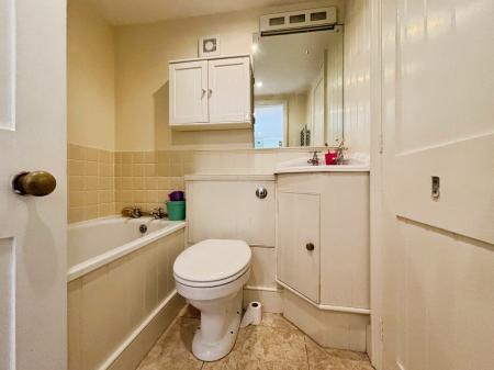 4 bedroom Town house for sale in Portway, Warminster, BA12