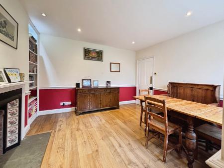 4 bedroom Town house for sale in Portway, Warminster, BA12