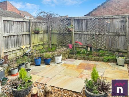 2 bedroom Terraced House for sale in Lime Close, Frome, BA11