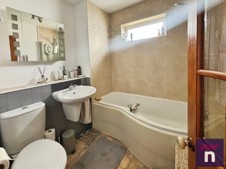 2 bedroom Terraced House for sale in Lime Close, Frome, BA11