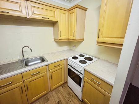 1 bedroom Flat for sale in Homeminster House Station Road, Warminster, BA12