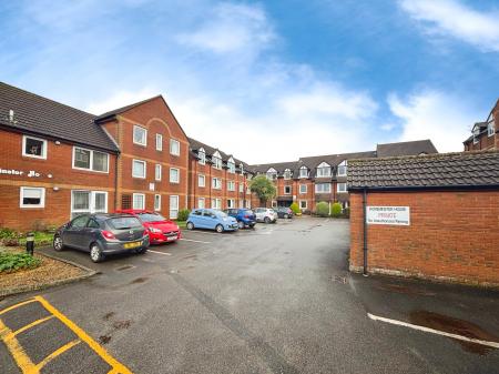 1 bedroom Flat for sale in Homeminster House Station Road, Warminster, BA12