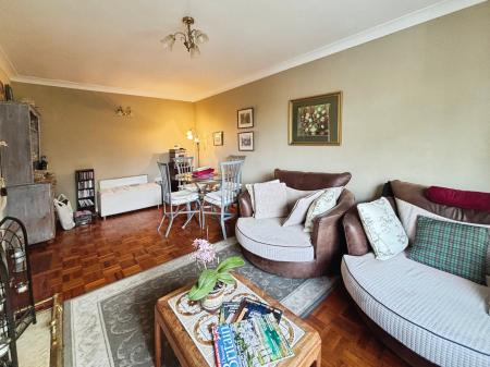 2 bedroom Semi-detached bungalow for sale in Willow Crescent, Warminster, BA12