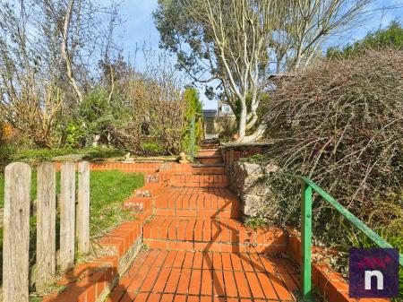 2 bedroom Semi-detached bungalow for sale in Willow Crescent, Warminster, BA12