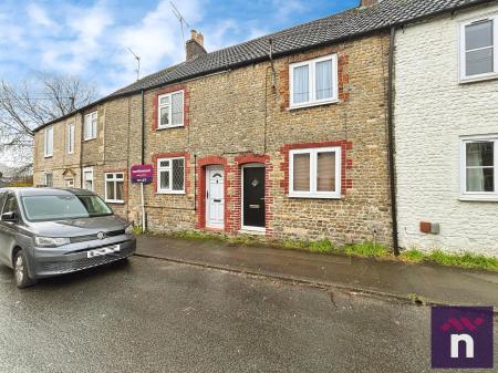 2 bedroom Terraced House for sale in Pound Street, Warminster, BA12
