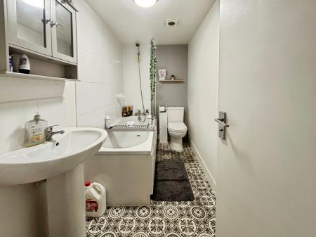 1 bedroom Flat for sale in Silver Street, Warminster, BA12