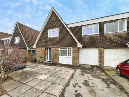 3 bedroom Semi-detached house for sale in Damask Way, Warminster, BA12