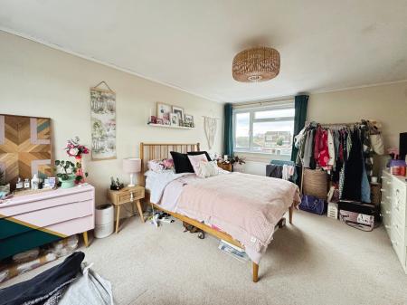 3 bedroom Semi-detached house for sale in Damask Way, Warminster, BA12