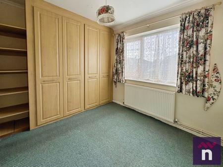 2 bedroom Bungalow for sale in Ebble Crescent, Warminster, BA12