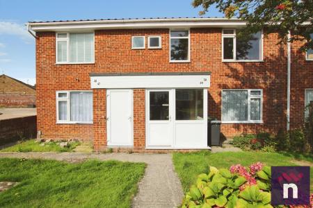 1 bedroom Flat for sale in Sambourne Gardens, Warminster, BA12