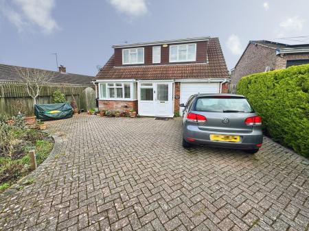 2 bedroom Detached house for sale in Plants Green, Warminster, BA12
