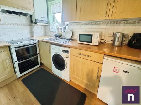 2 bedroom Flat for sale in Foreminster Court, Warminster, BA12