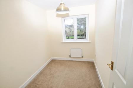 3 bedroom Semi-detached house to let in Swaledale Road, Warminster, BA12