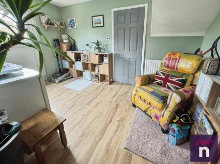 3 bedroom Semi-detached house for sale in Cannimore Close, Warminster, BA12