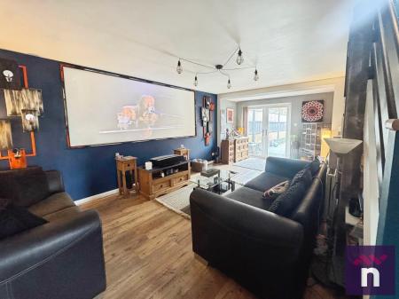 3 bedroom Semi-detached house for sale in Cannimore Close, Warminster, BA12